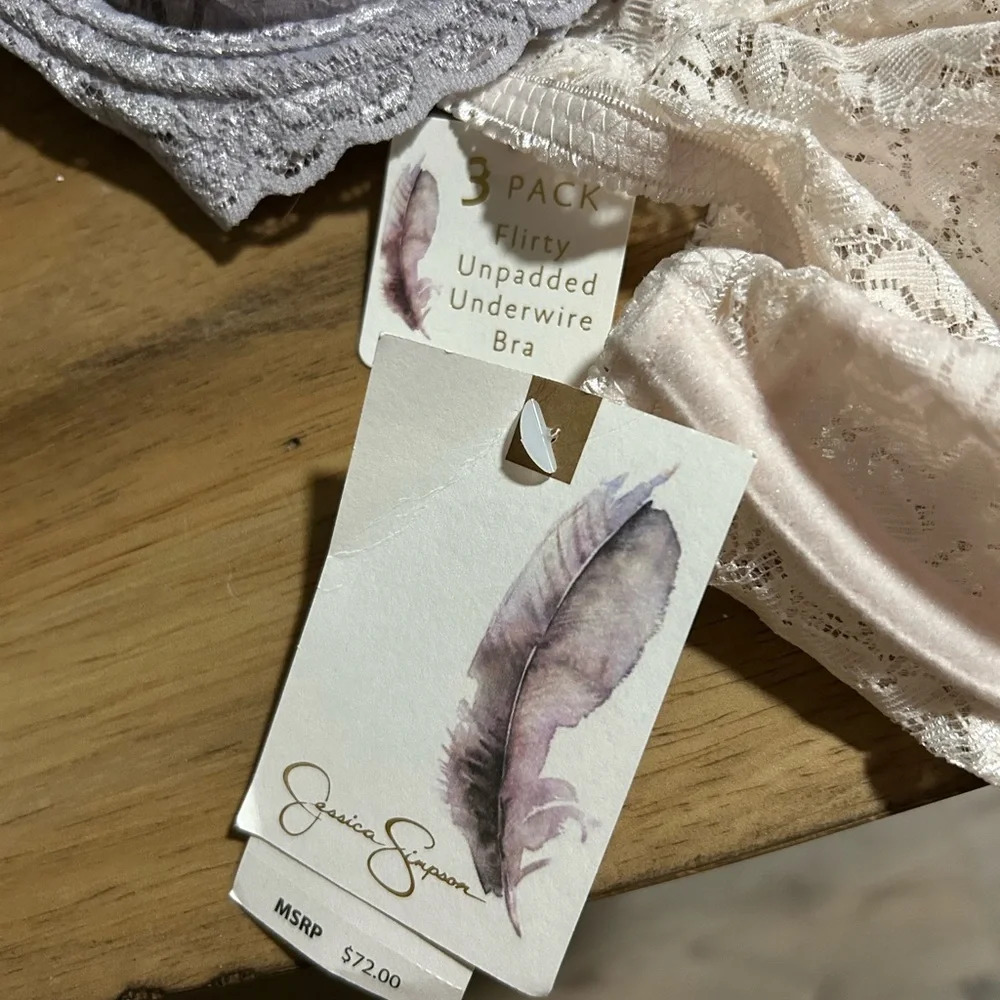 Jessica Simpson 3 Pack Lace Underwire Bras Unpadded, Ivory, Gray, Blush - Picture 4 of 5